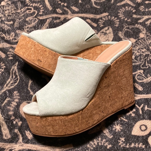 Shoes | Mint Green Size 8 Wedge Heels | Poshmark